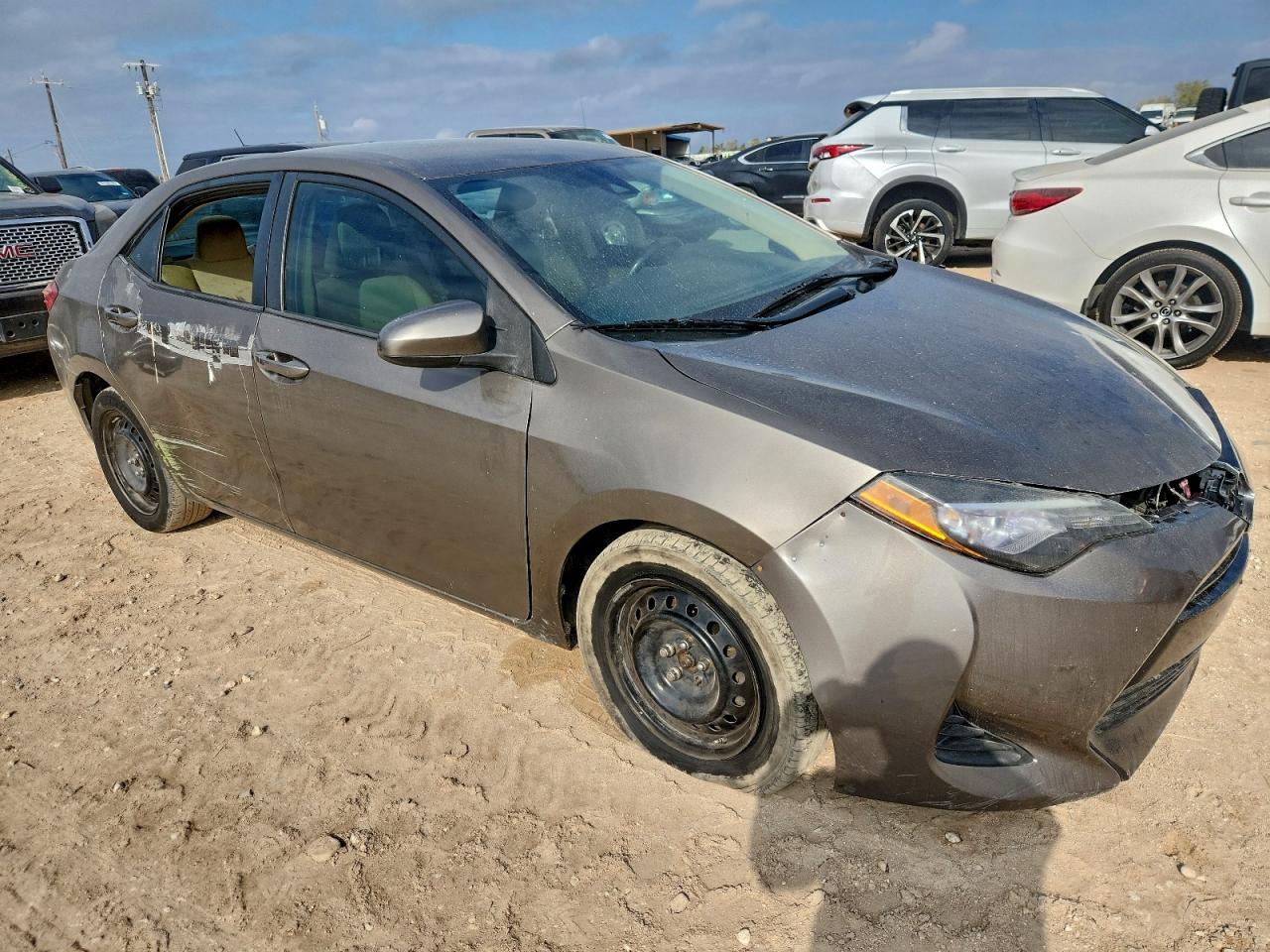 2018 TOYOTA COROLLA L photo 4