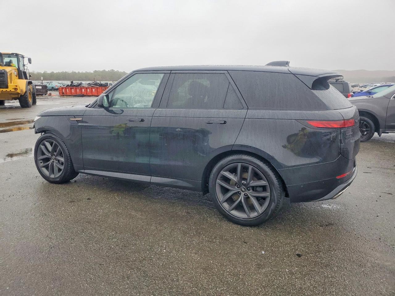 2023 LAND ROVER RANGE ROVER SPORT DYNAMIC SE photo 2