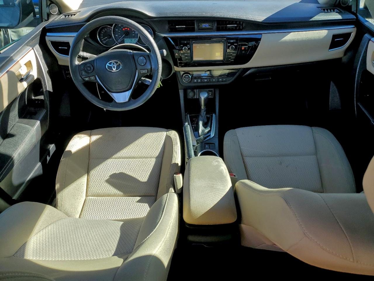 2015 TOYOTA COROLLA L photo 8