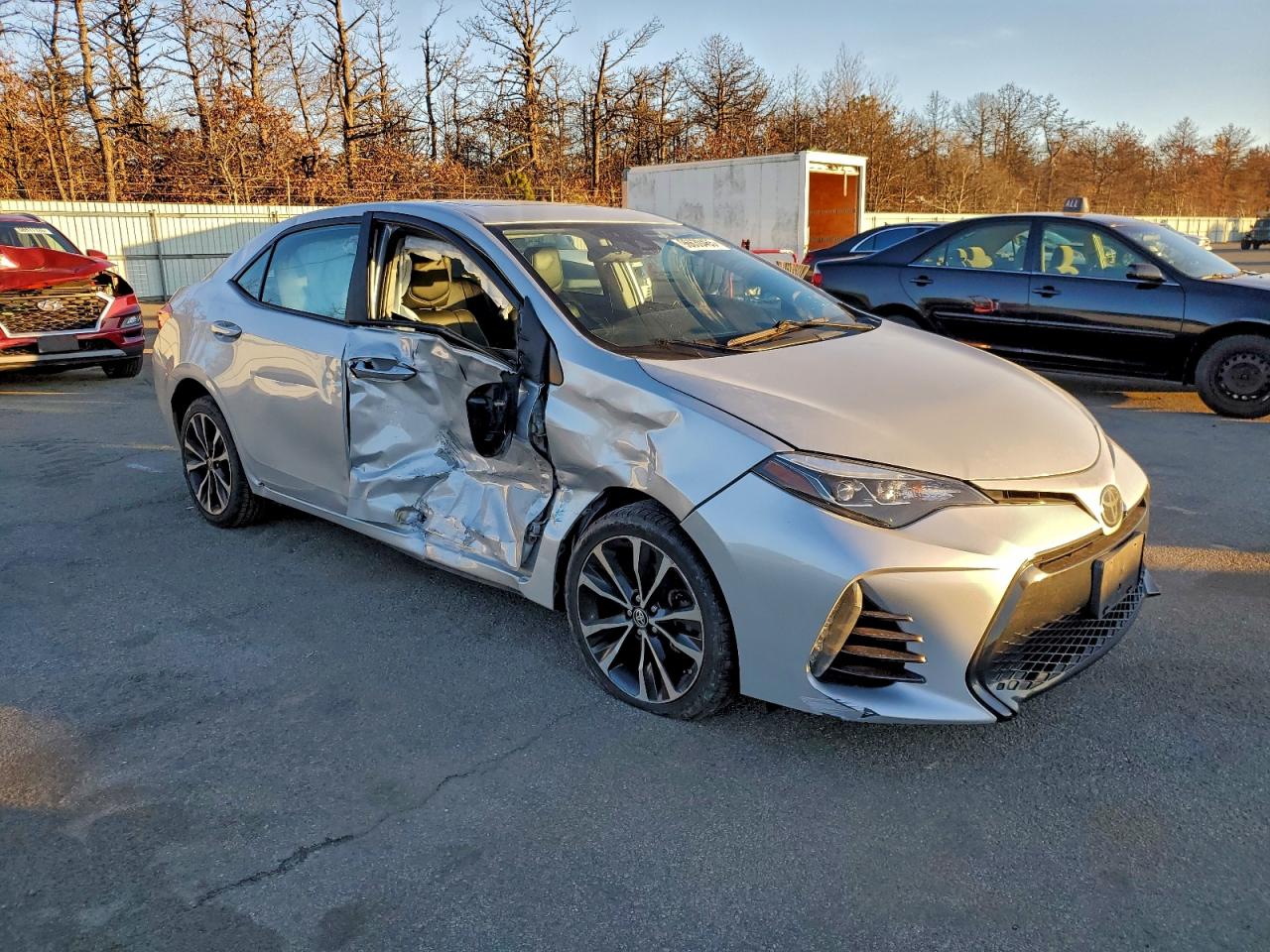 2017 TOYOTA COROLLA L photo 4