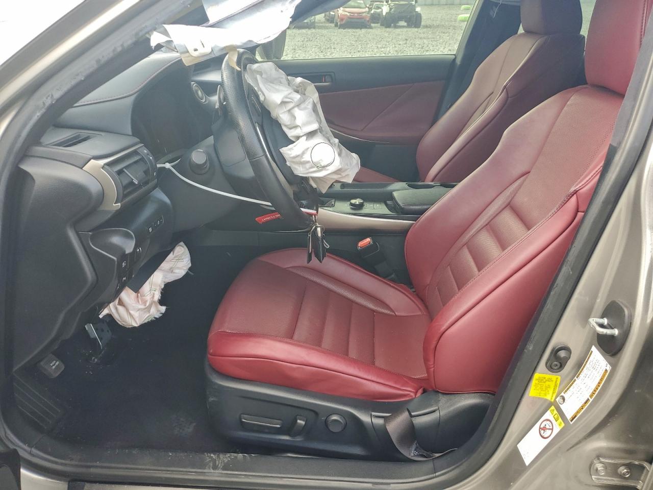 2019 LEXUS IS 300 photo 7