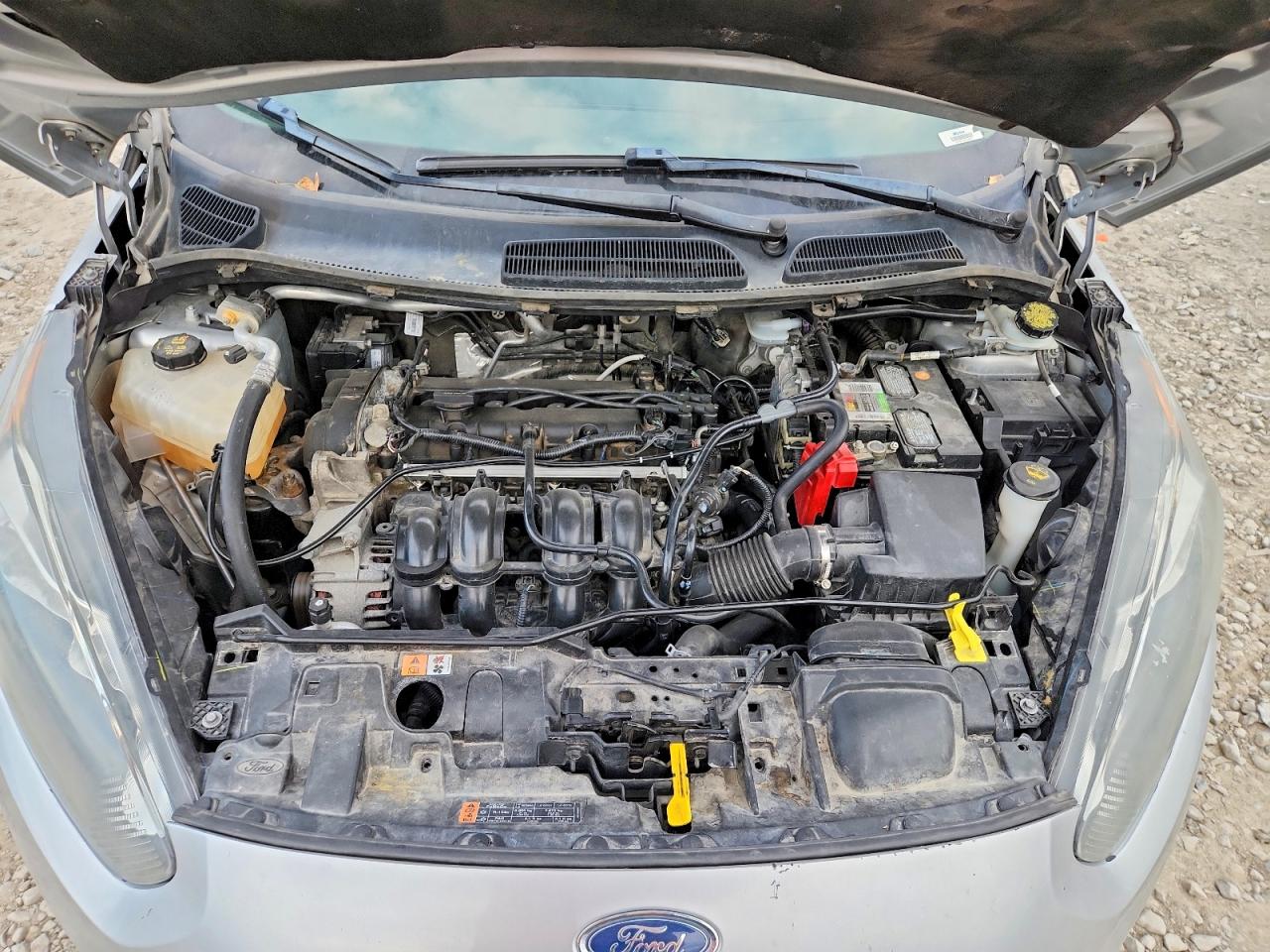 2019 FORD FIESTA SE photo 11