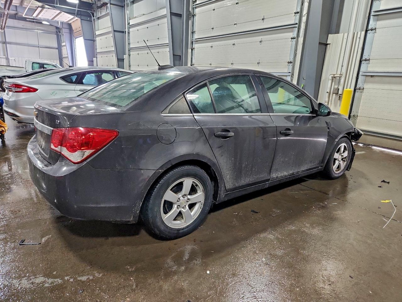 2016 CHEVROLET CRUZE LIMITED LT photo 3