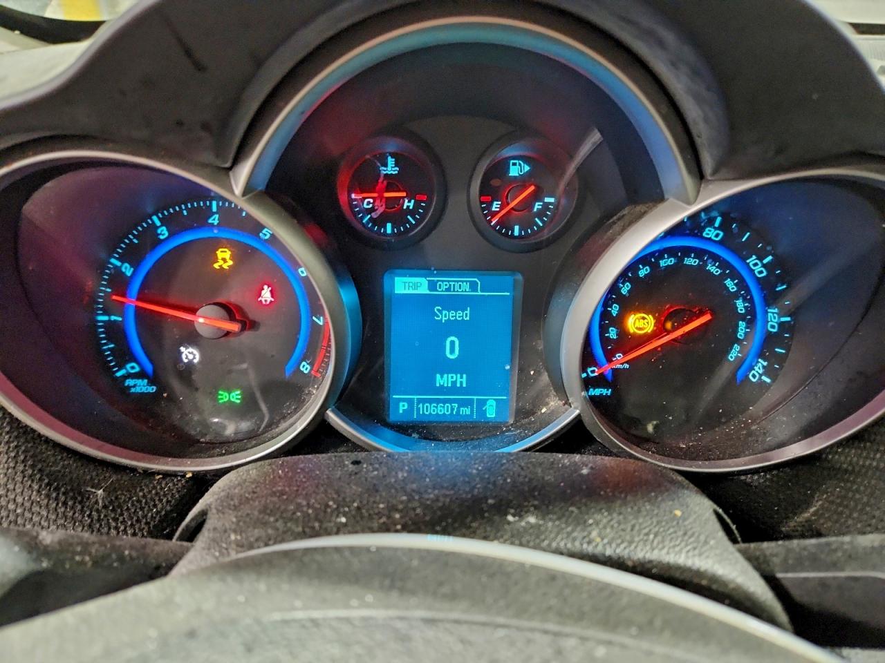 2016 CHEVROLET CRUZE LIMITED LT photo 9