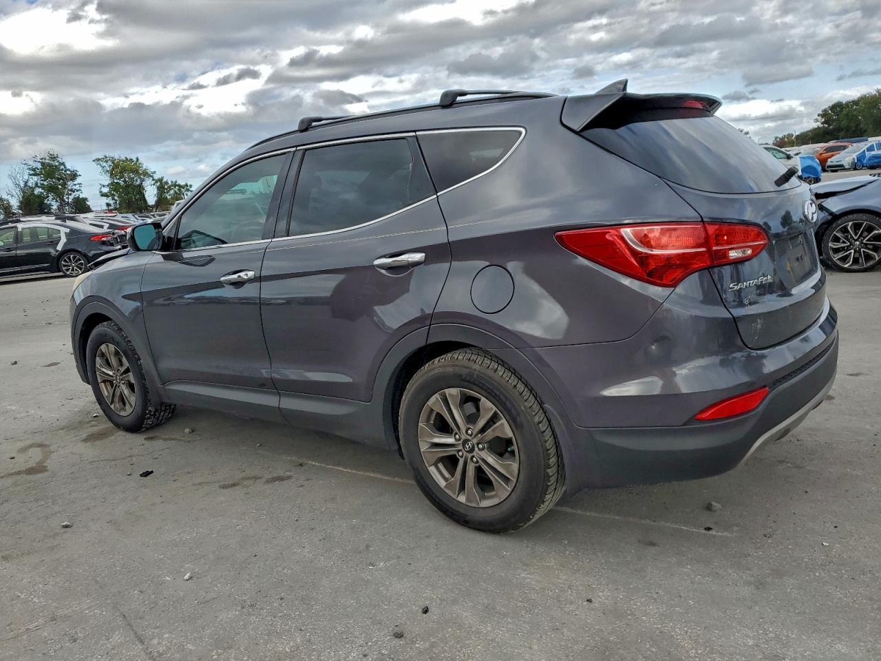 2015 HYUNDAI SANTA FE SPORT photo 2