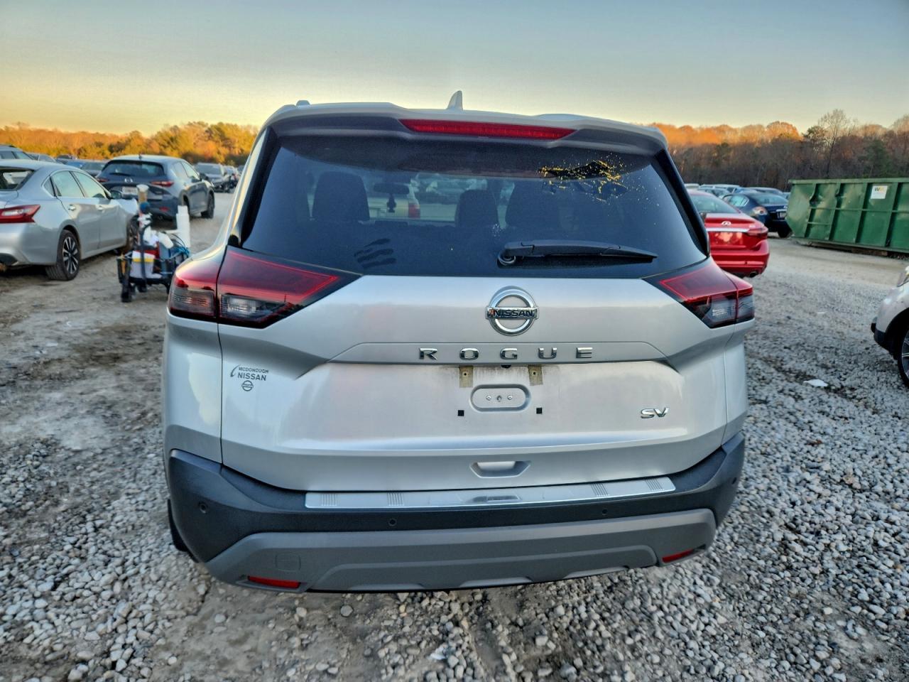 2021 NISSAN ROGUE SV photo 6