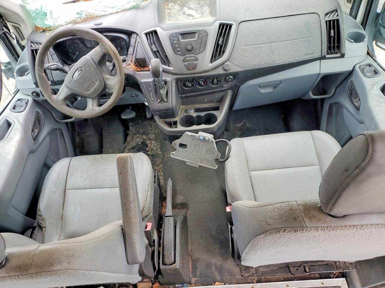 2016 FORD TRANSIT T-150 photo 8