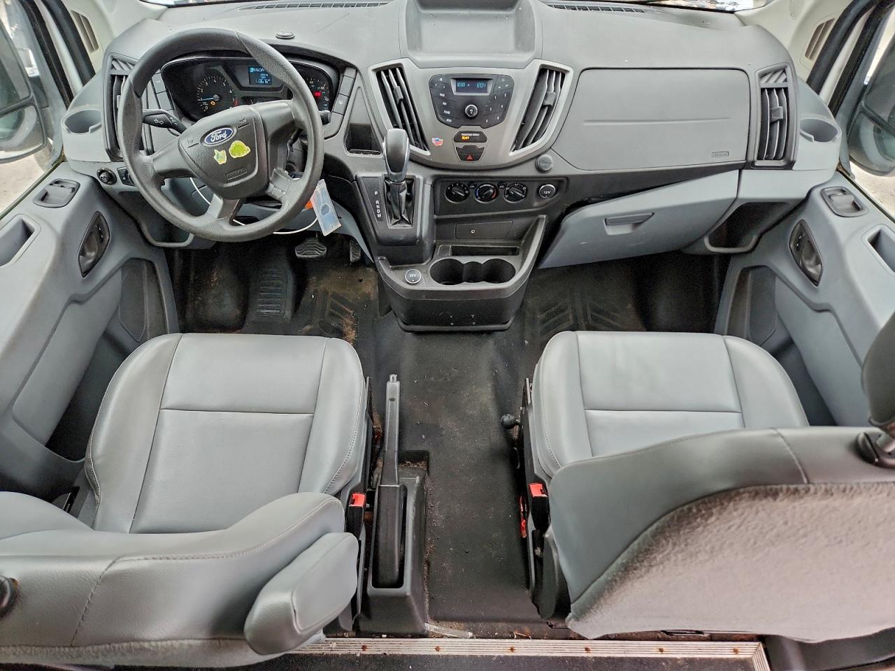 2017 FORD TRANSIT T-150 photo 8