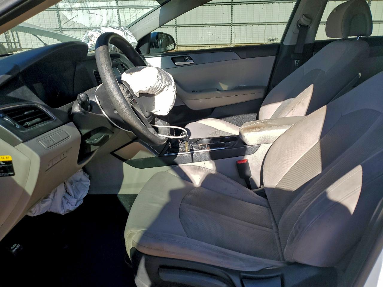 2016 HYUNDAI SONATA SE photo 7