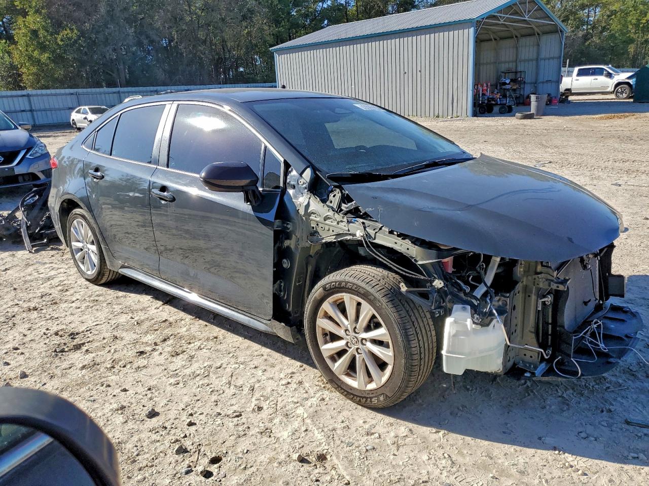 2023 TOYOTA COROLLA LE photo 4
