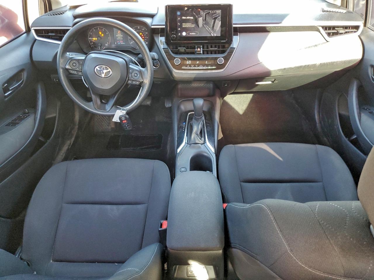 2023 TOYOTA COROLLA LE photo 8
