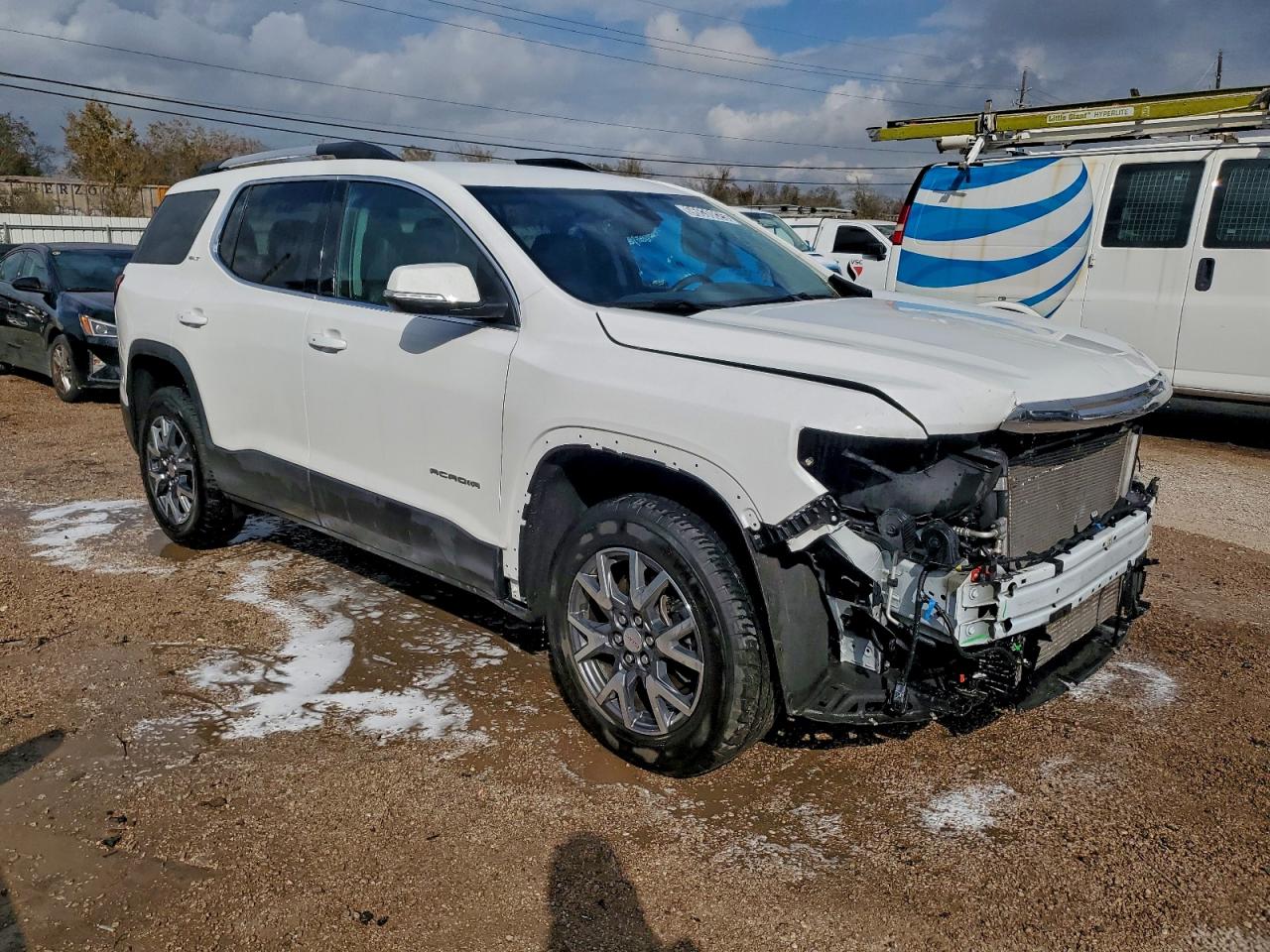 2023 GMC ACADIA SLT photo 4