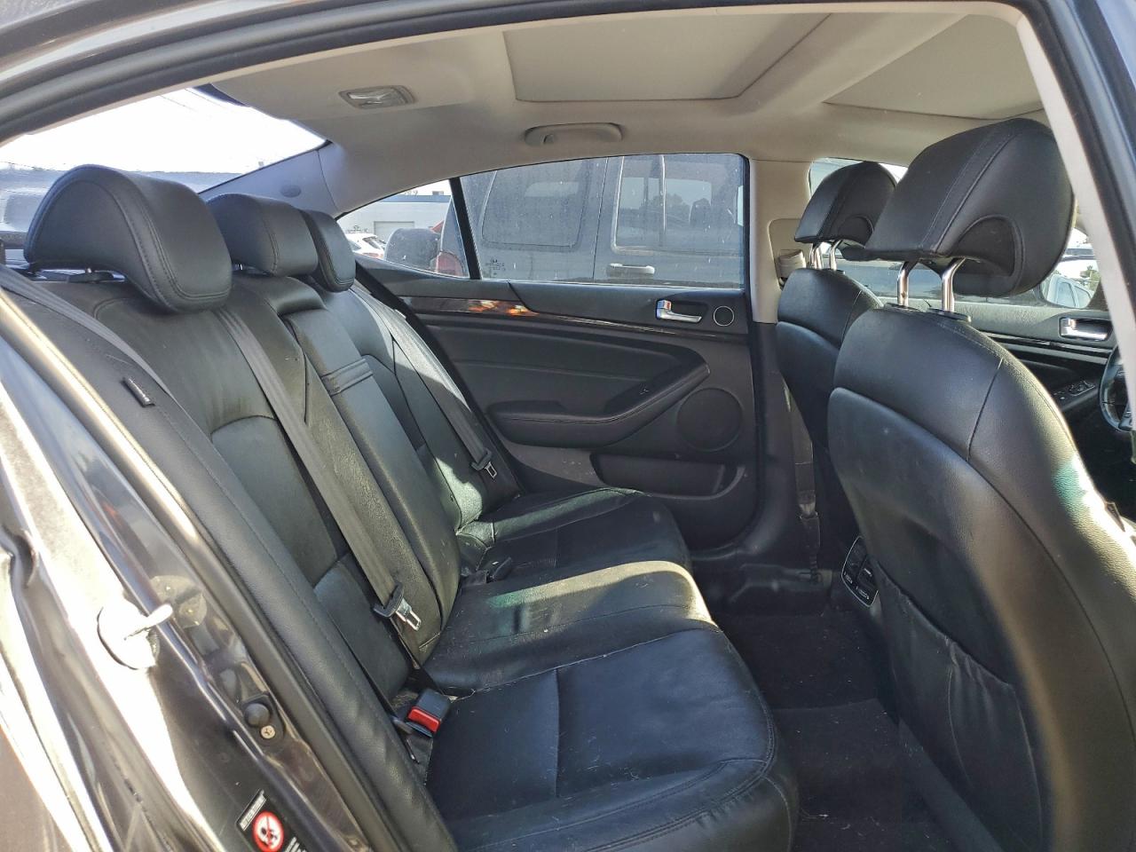 2015 KIA CADENZA PREMIUM photo 10