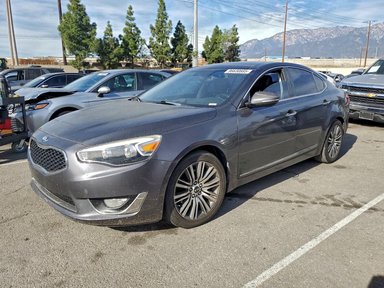 2015 KIA CADENZA