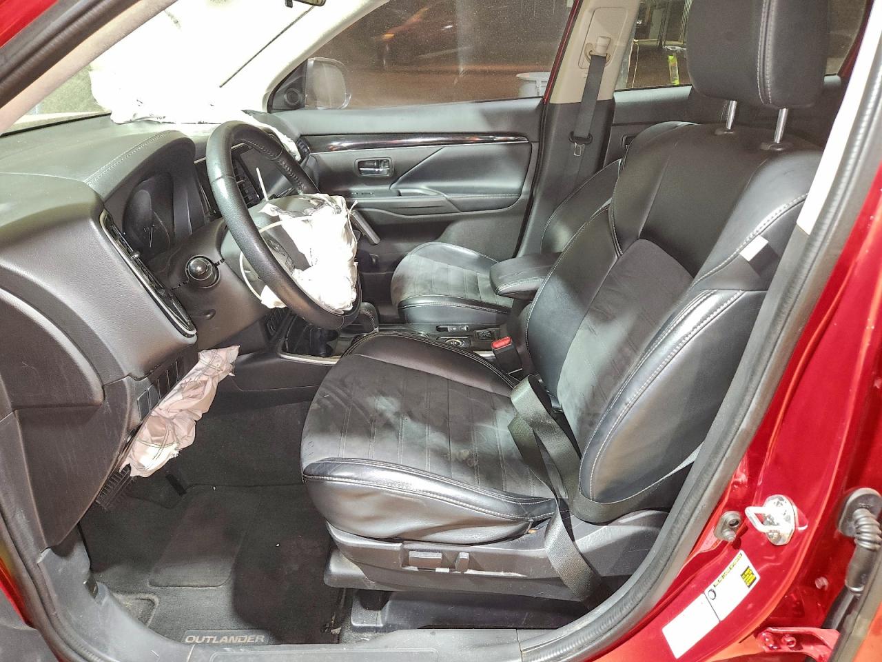 2019 MITSUBISHI OUTLANDER SE photo 7