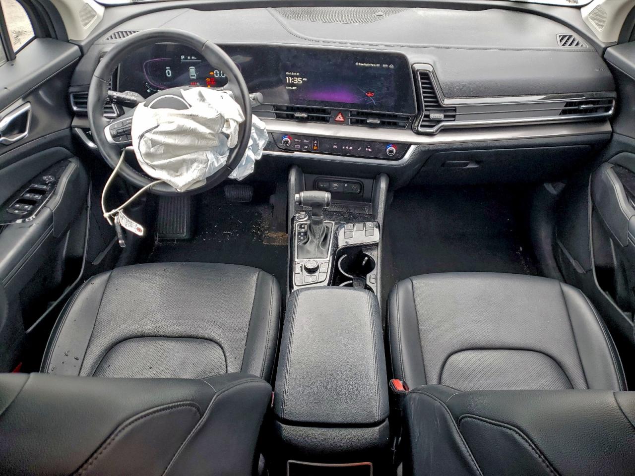 2023 KIA SPORTAGE EX photo 8