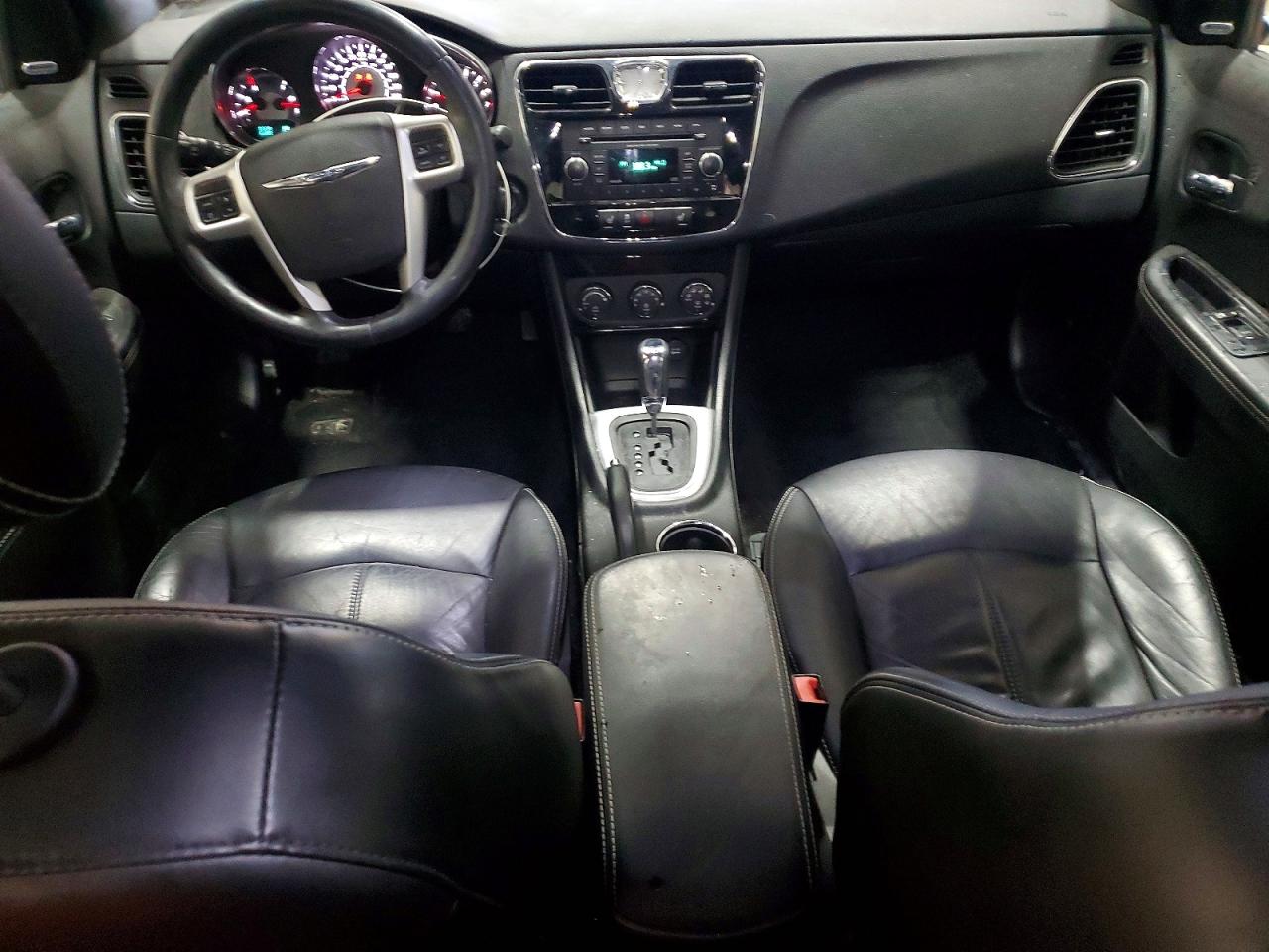 2013 CHRYSLER 200 LIMITED photo 8