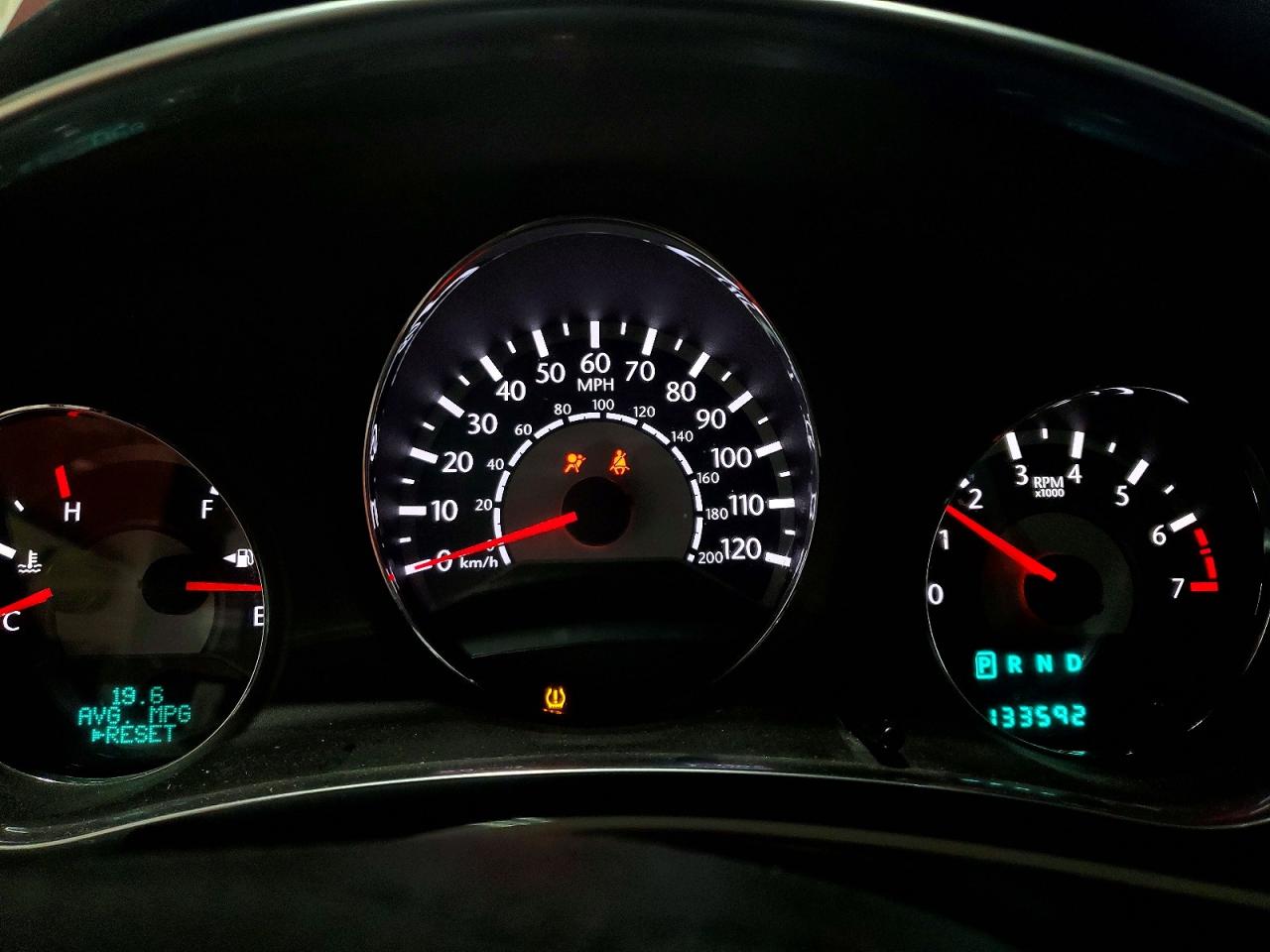 2013 CHRYSLER 200 LIMITED photo 9