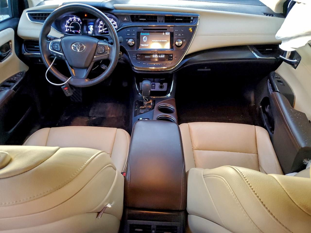 2016 TOYOTA AVALON XLE photo 8