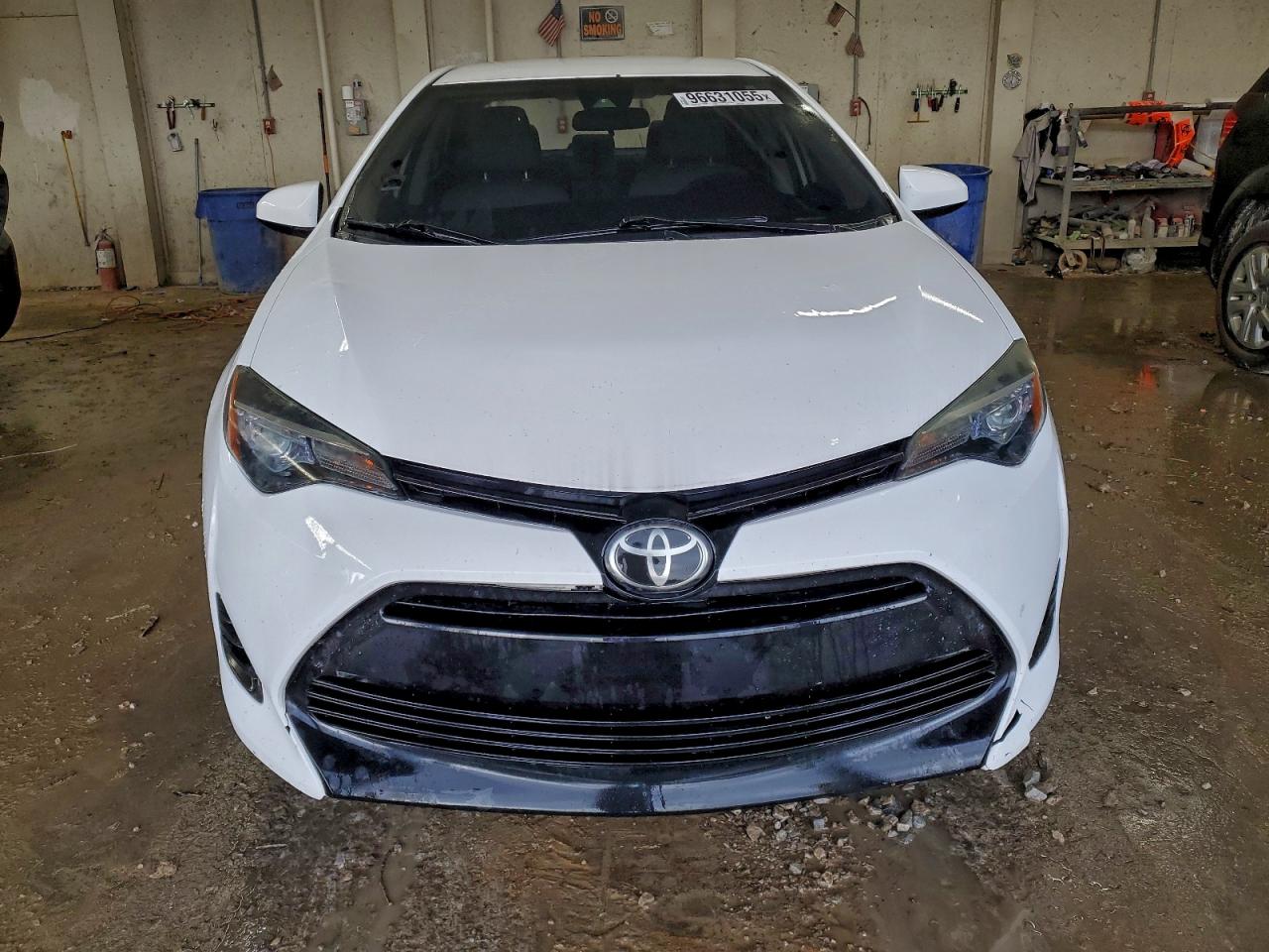 2018 TOYOTA COROLLA LE photo 5