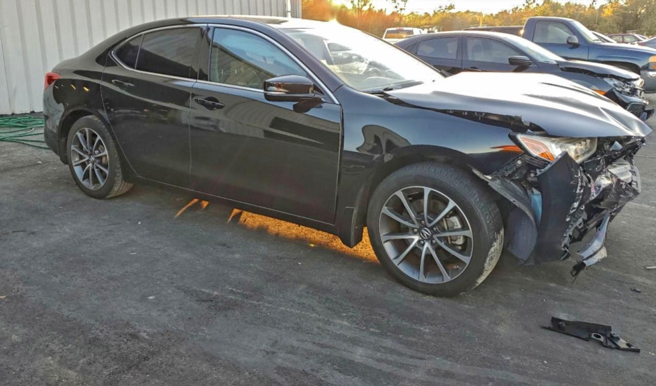 2018 ACURA TLX photo 4