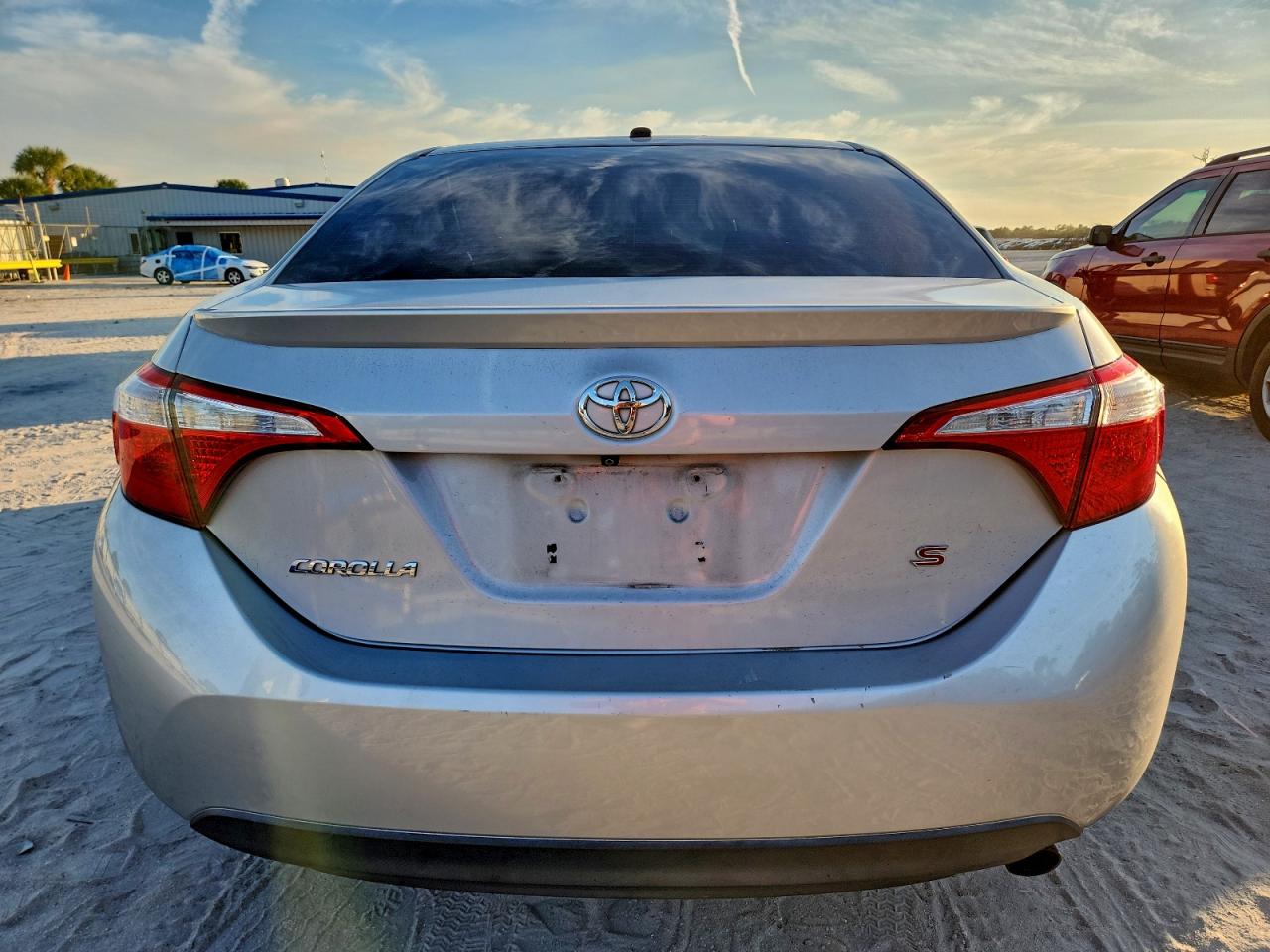 2015 TOYOTA COROLLA L photo 11