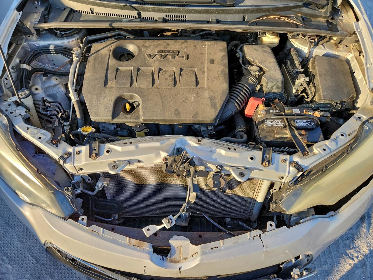 2015 TOYOTA COROLLA L photo 21