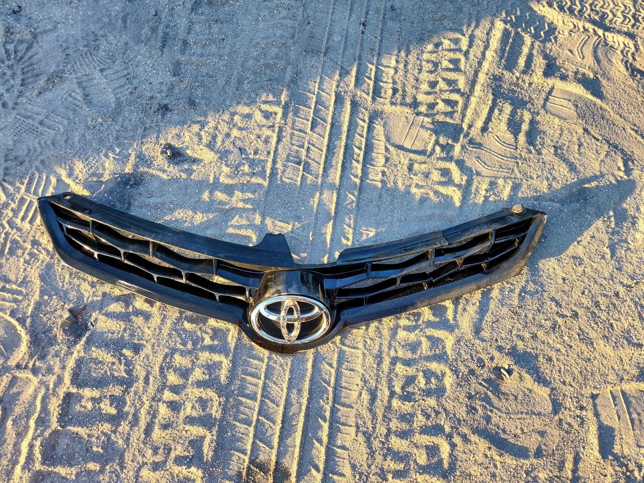 2015 TOYOTA COROLLA L photo 23