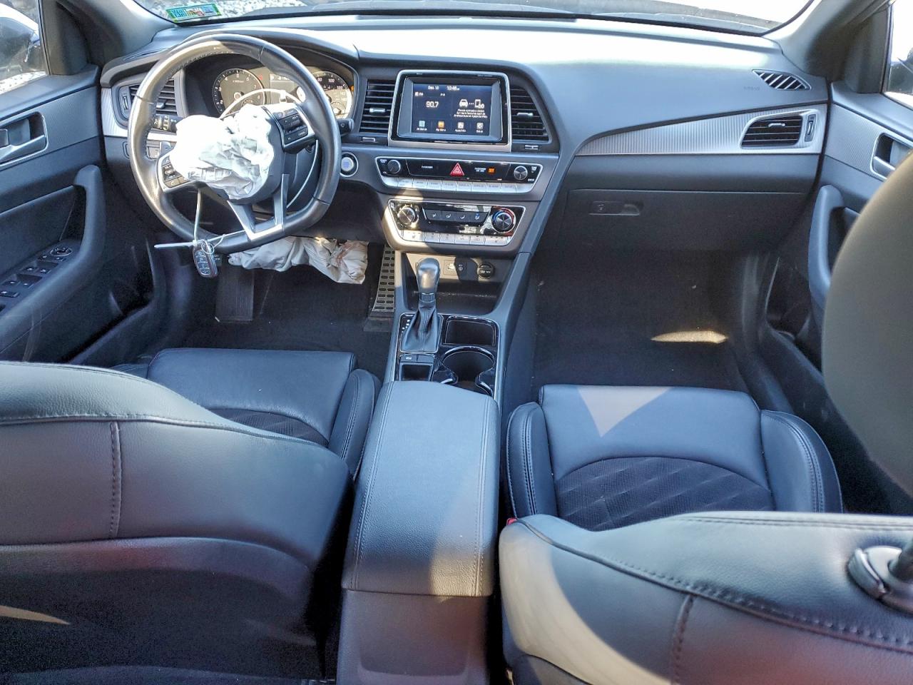 2018 HYUNDAI SONATA SPORT photo 8