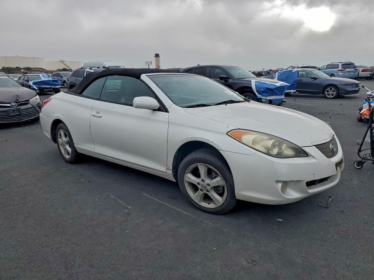 2004 TOYOTA CAMRY SOLARA photo 4