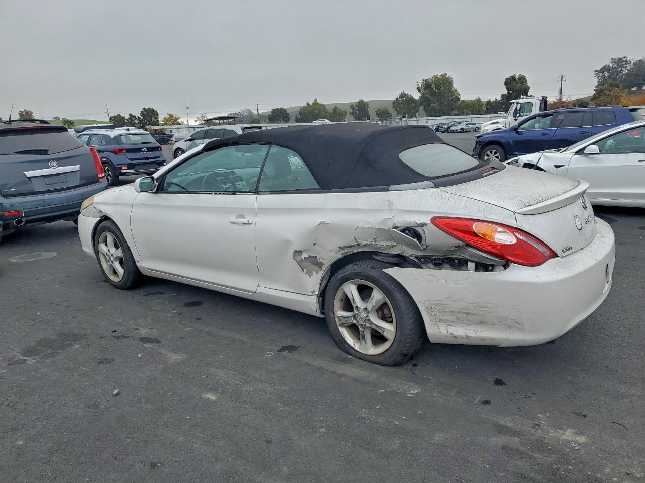 2004 TOYOTA CAMRY SOLARA photo 2
