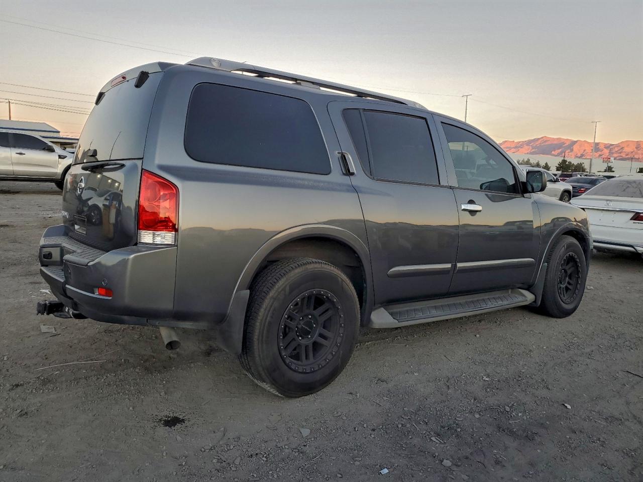 2013 NISSAN ARMADA SV photo 3