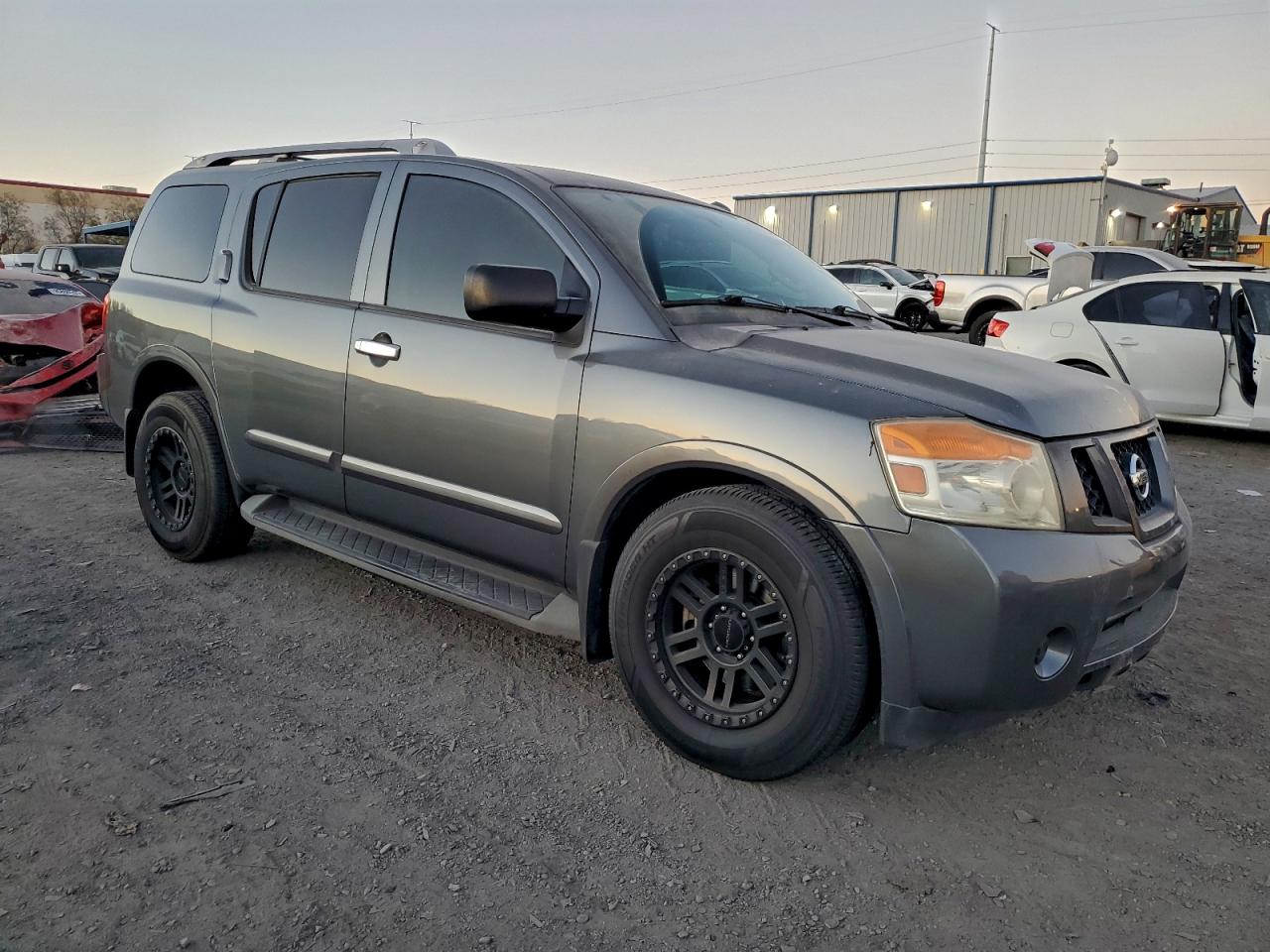 2013 NISSAN ARMADA SV photo 4