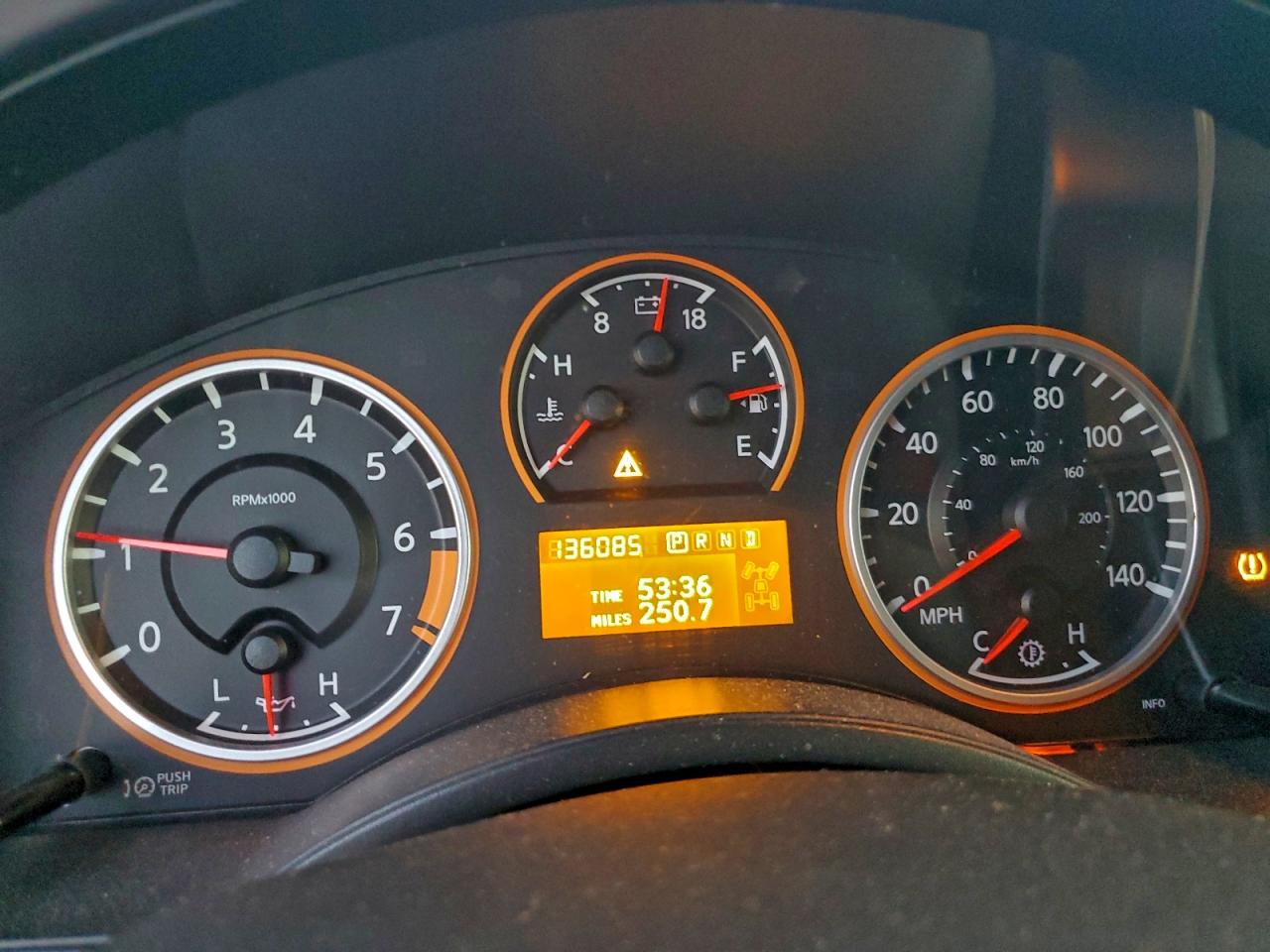 2013 NISSAN ARMADA SV photo 9