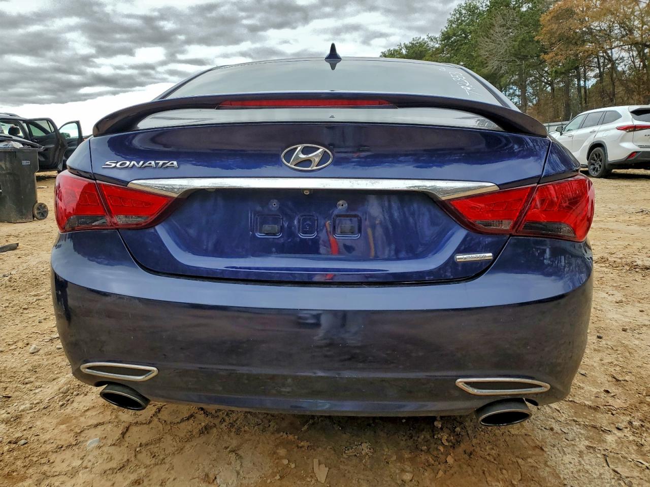2011 HYUNDAI SONATA SE photo 6