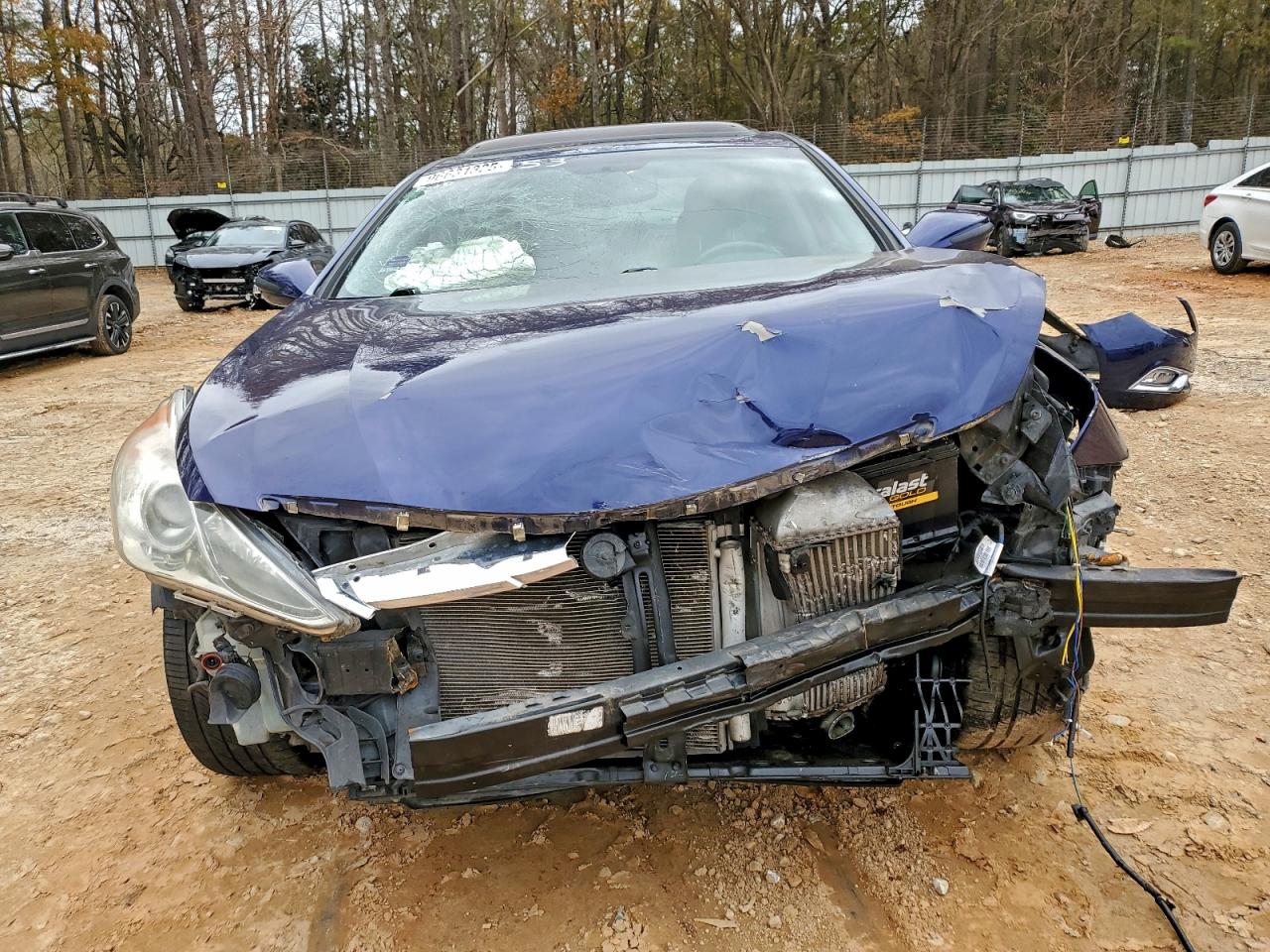2011 HYUNDAI SONATA SE photo 5