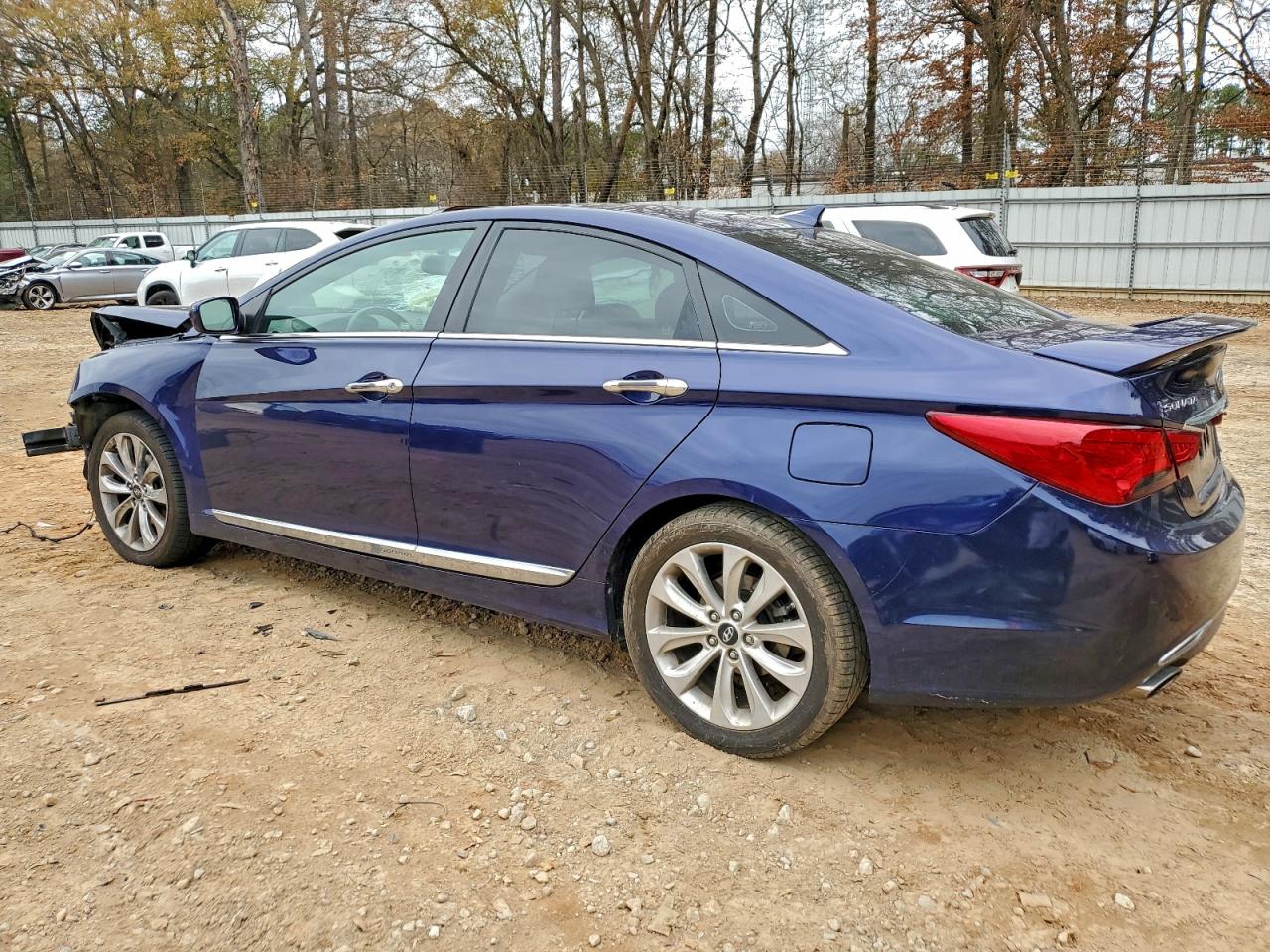2011 HYUNDAI SONATA SE photo 2
