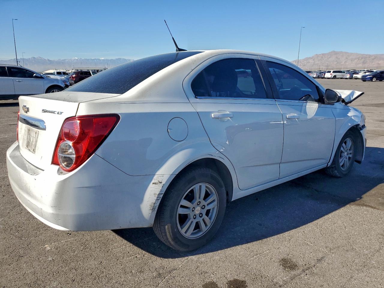 2014 CHEVROLET SONIC LT photo 3