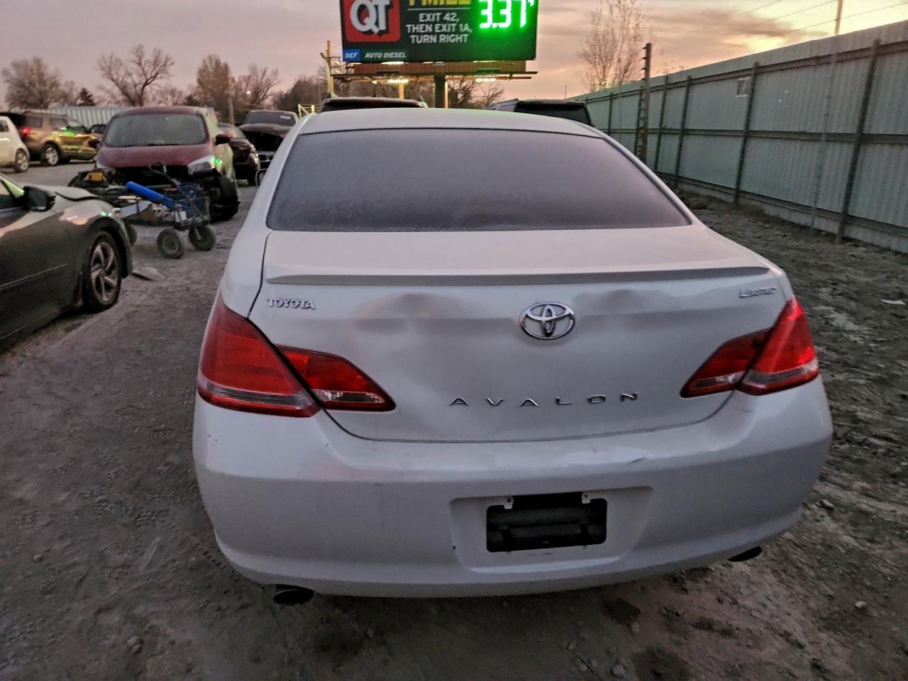 2006 TOYOTA AVALON XL photo 6