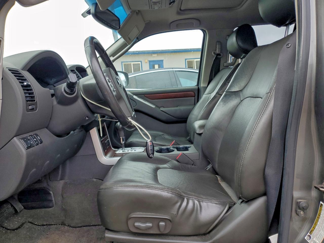2008 NISSAN PATHFINDER S photo 7