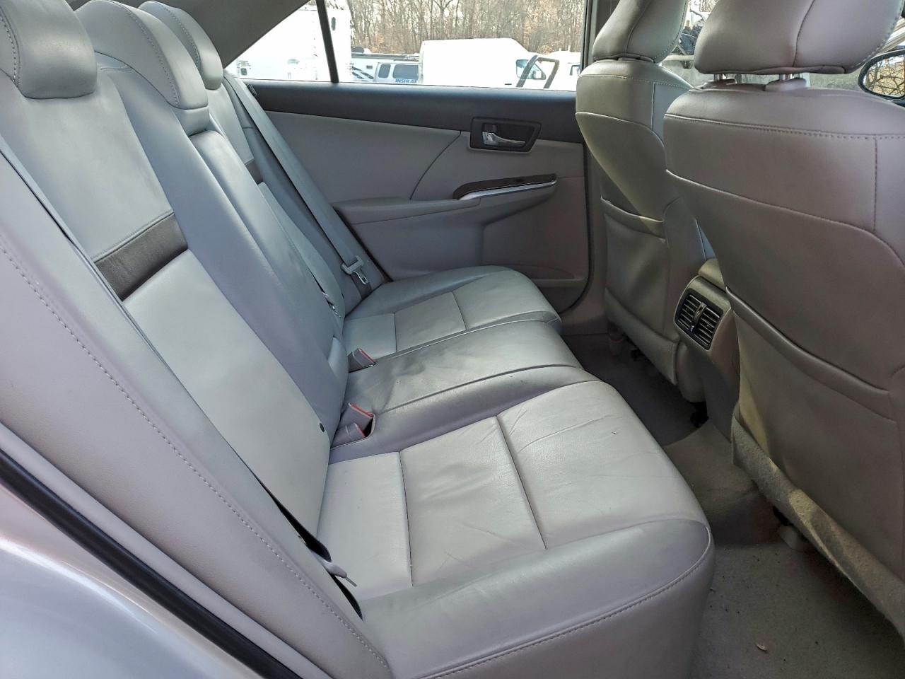 2012 TOYOTA CAMRY BASE photo 10