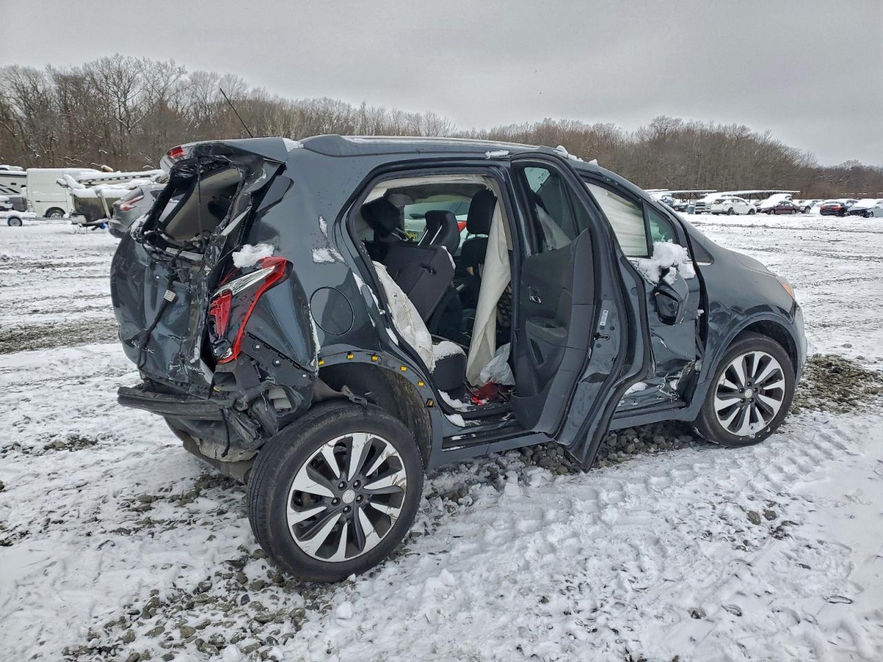 2018 BUICK ENCORE ESSENCE photo 3