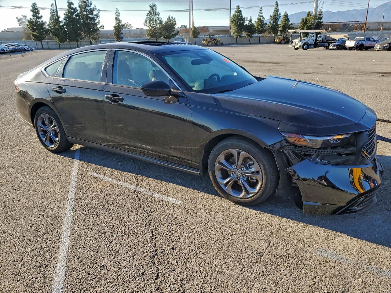 2024 HONDA ACCORD EX photo 4