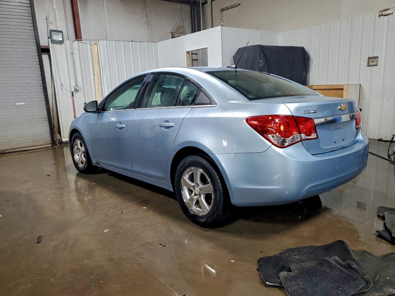 2011 CHEVROLET CRUZE LT photo 2