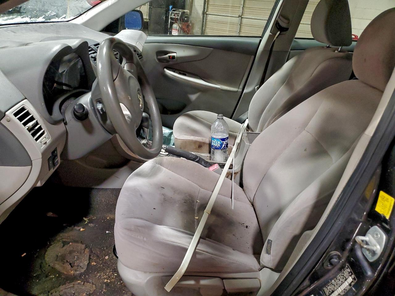 2010 TOYOTA COROLLA BASE photo 7