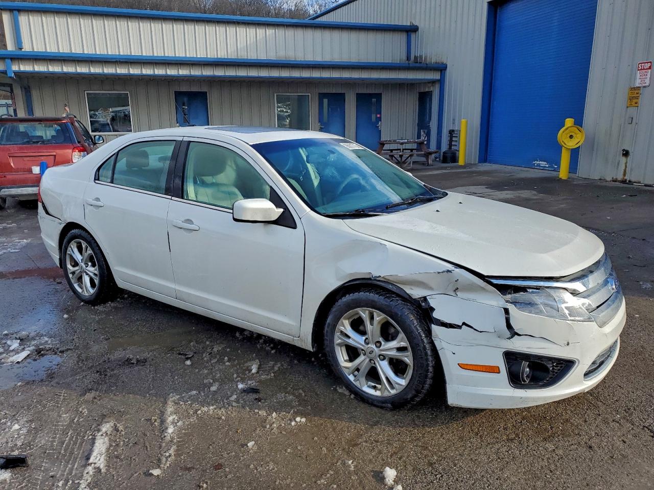 2012 FORD FUSION SE photo 4
