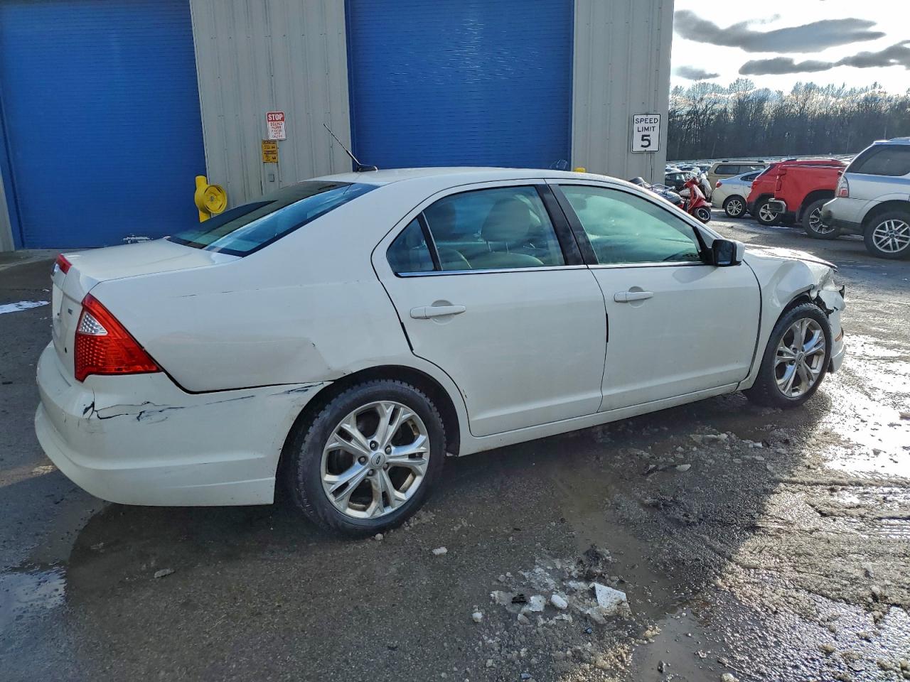 2012 FORD FUSION SE photo 3
