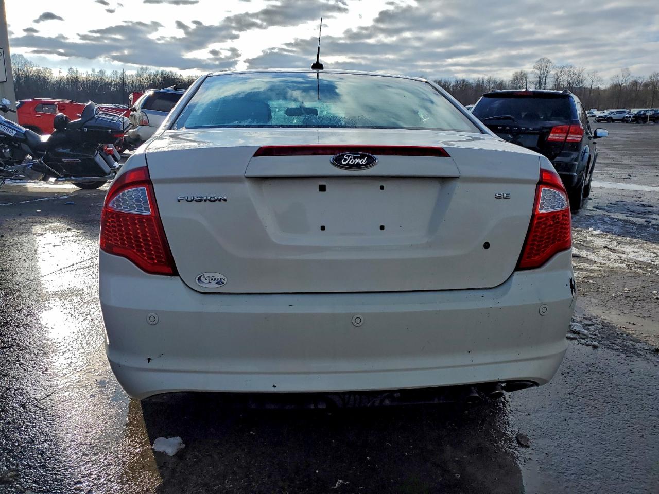 2012 FORD FUSION SE photo 6