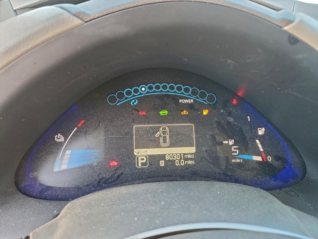 2011 NISSAN LEAF SV photo 17