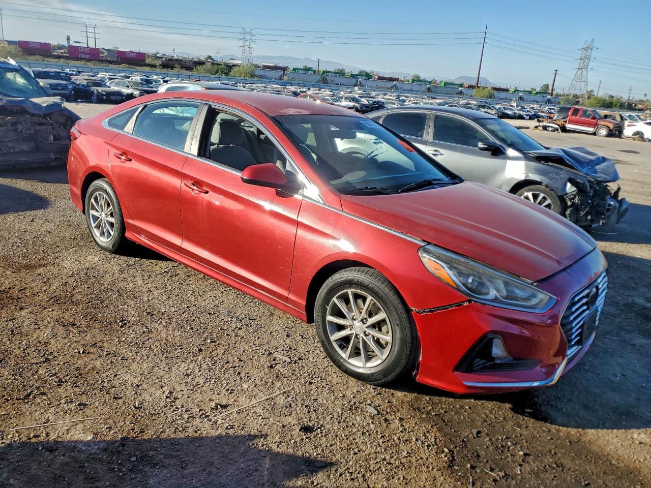 2018 HYUNDAI SONATA SE photo 4